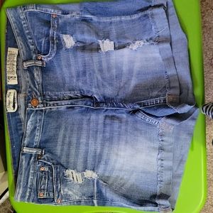 Distressed denim shorts size 18